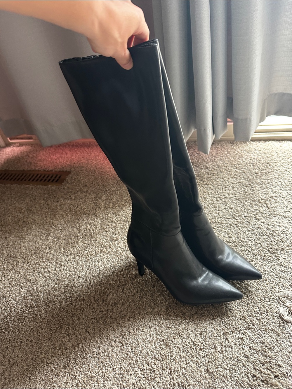 Black Knee-High Pointed Toe Heeled Boots